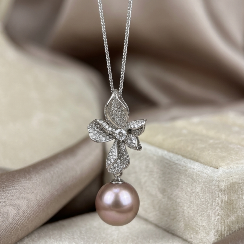 Fresh water pearl necklace
