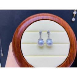 Fresh water pearl earrings